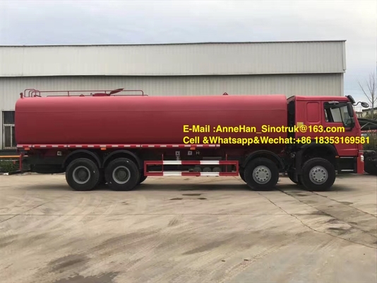Sinotruk Howo의 물 나르는 정원사 노릇을 하기를 위한 Sinotruk 물 트럭 25-35CBM 8X4