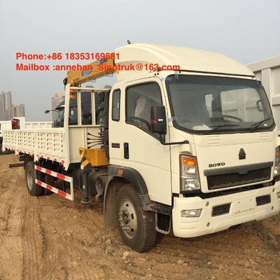 Xcmg 기중기 4x2 6을 가진 Sinotruk Howo의 5T 트럭 산 기중기는 10T 화물 상자로 선회합니다