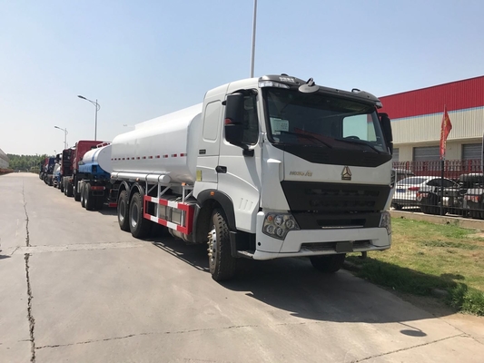 트럭 21000 리터 Sinotruk Howo A7 6x4 연료 탱크 Lhd 간격 4개 Mm 탱크