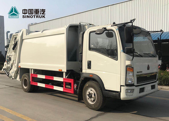Sinotruk Howo 4x2 콤팩트 쓰레기 수거차 유로 슬리퍼 없는 3 120hp 9cbm