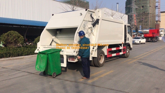 Sinotruk Howo7 8M3-10M3의 4x2 6 타이어 압축기 쓰레기 수거차