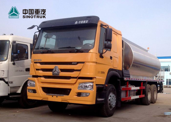Sinotruk Howo 290hp 4x2 가연 광물 물뿌리개 10 cbm 액체 아스팔트 유조 트럭