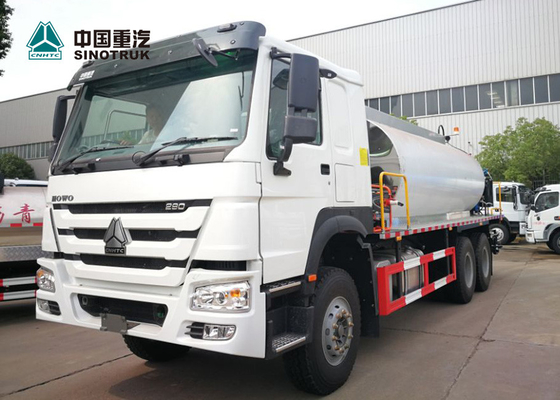 Sinotruk Howo 290hp 4x2 가연 광물 물뿌리개 10 cbm 액체 아스팔트 유조 트럭