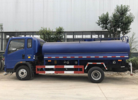 Sinotruk Howo 4x2 6x4 10000L 물분사 트럭