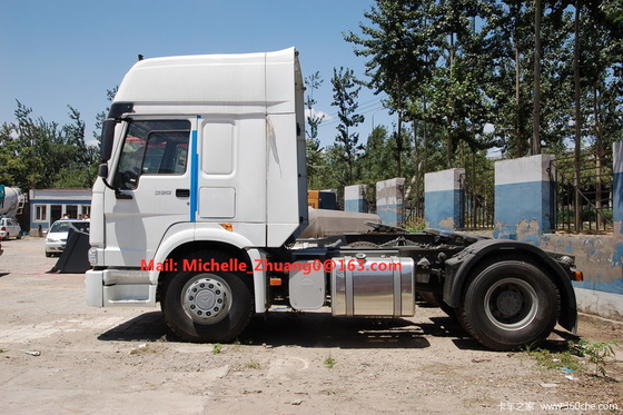 Sinotruk Howo 4x2 트랙터 머리 원동기 트럭