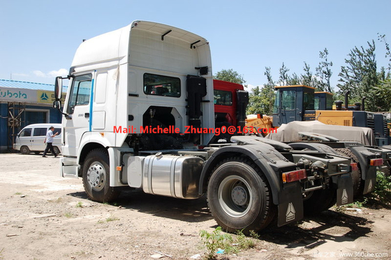 Sinotruk Howo 4x2 트랙터 머리 원동기 트럭