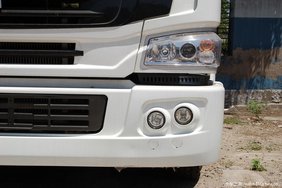 Sinotruk Howo 4x2 트랙터 머리 원동기 트럭