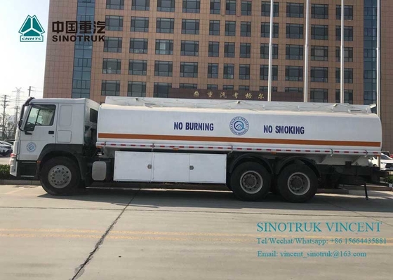 당신의 필요를 위한 SINOTRUK HOWO 371HP 연료 탱크차 26 세제곱 미터 260000Liters