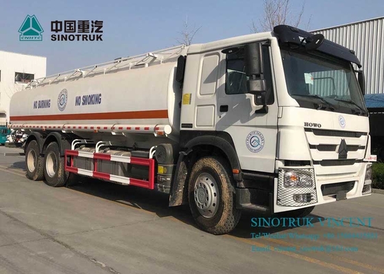 당신의 필요를 위한 SINOTRUK HOWO 371HP 연료 탱크차 26 세제곱 미터 260000Liters