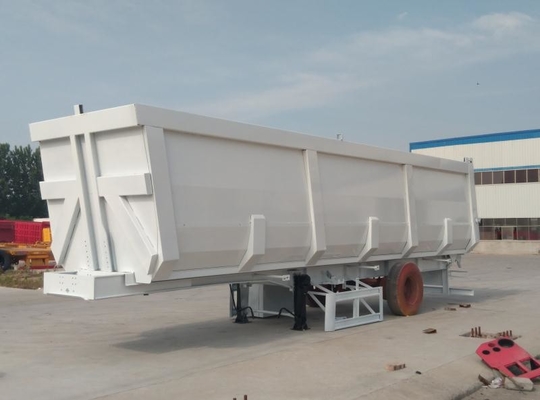 50 - 70T Sinotruk CIMC 보크사이트 광석 선적을 위한 45cbm 팁 주는 사람 덤프 트럭 트레일러