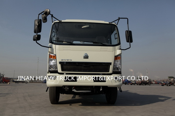 대변 수집 하수 진공 흡착 트럭 SINOTRUK 빛 호워 5000 리터