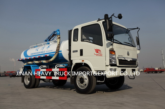 대변 수집 하수 진공 흡착 트럭 SINOTRUK 빛 호워 5000 리터