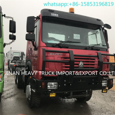 SINOTRUK 호워 가득 찬 바퀴는 진창길을 위한 6x6 원동력 트럭을 운전합니다