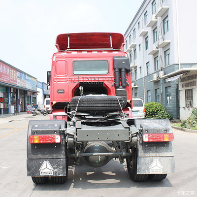Sinotruk Howo 400L Tanker Diesel Tractor Truck 4x2 102km/h