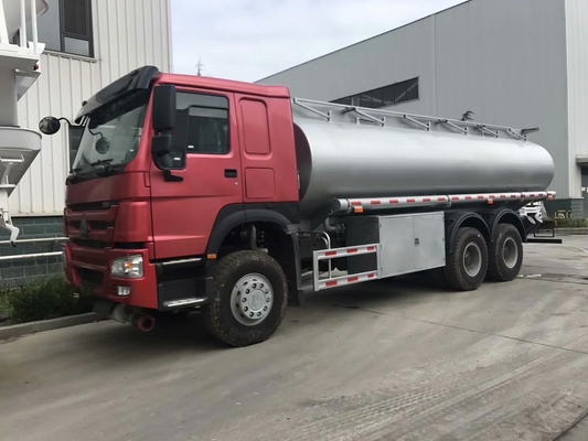 시노트루크 LHD 기름 연료 탱커 트럭 400L 20cbm 371HP