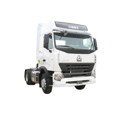 HOWO 4x2는 원동력 트럭 6 Wheeler 290HP 336HP 견인 대표를 운전합니다