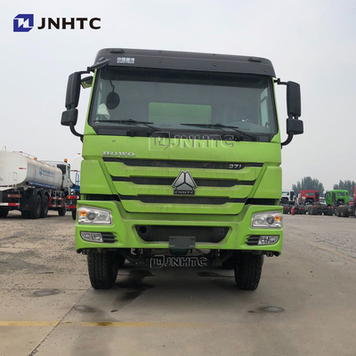 HOWO 8x4 12는 30cbm 35cbm 25 Cbm Euro2 Euro3에게 연료를 공급하는 연료 탱크 트럭을 움직입니다