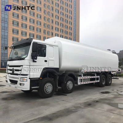 HOWO 8x4 12는 30cbm 35cbm Euro2 Euro3에게 연료를 공급하는 연료유 탱커 트럭을 움직입니다