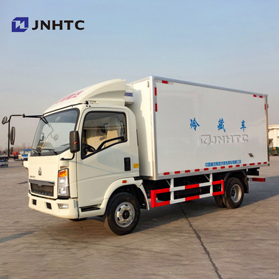 Sinotruk HOWO 4X2 5t 라이트 듀티 냉장 트럭 오른손 운전