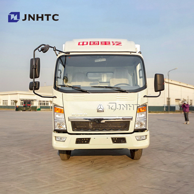 Sinotruk HOWO 4X2 5t 라이트 듀티 냉장 트럭 오른손 운전