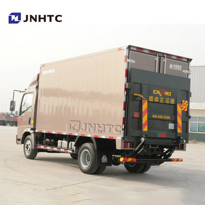 Sinotruck Howo 경량 상용 트럭 운송 4x2 밴