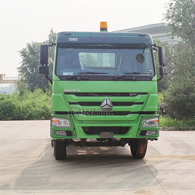 중고 Sinotruk Howo 6x4 트랙터 트럭 Rhd Man 디젤