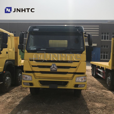 SINOTRUK 8*4 22-30 톤 오목 평판 운송 트럭 굴착기 운송 트럭