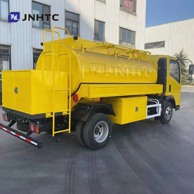 Sinotruk Howo 경량 연료 탱크 트럭 4x2 새 모델 3000l