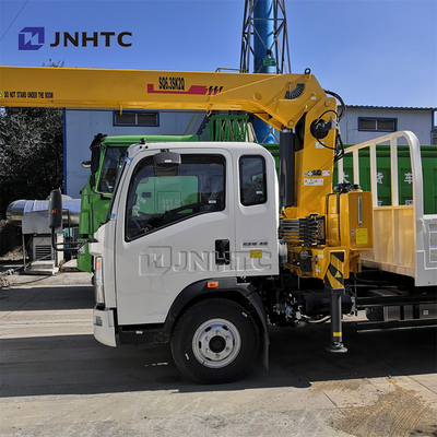 기중기 RHD 10 톤 트럭을 가진 SINOTRUK HOWO 4X2 가벼운 의무 상업적인 트럭