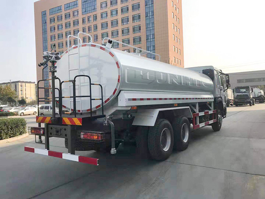 Sinotruk HOWO 물 탱크 트럭 분무기 물 트럭 20000L