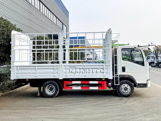 Sinotruk Howo 4x2 경량 상업용 트럭 경량 화물 트럭 스테이크 5-10T