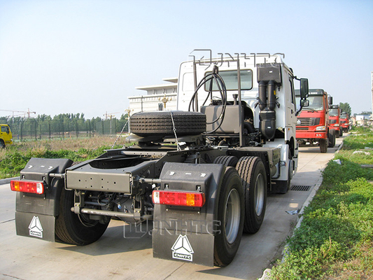 Sinotruk 3.5 인치 Euro2 10 바퀴 371 오른쪽 트럭 헤드 HOWO 트레일러 헤드 50Ton
