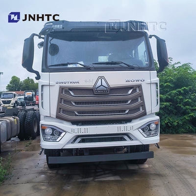 팔려고 내놓 SINOTRUK HOHAN 6X4 연료 전달 디젤 엔진 탱커 트럭