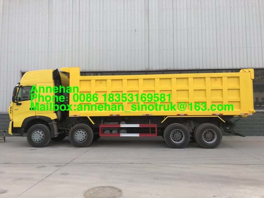 Sinotruk Howo A7 8x4 12는 30M3 덤프 트럭을 선회합니다